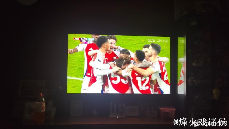 舍伍德点评阿森纳的争冠压力，认为球队紧张情绪成隐患